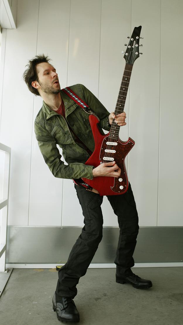 Paul Gilbert revine in Romania!